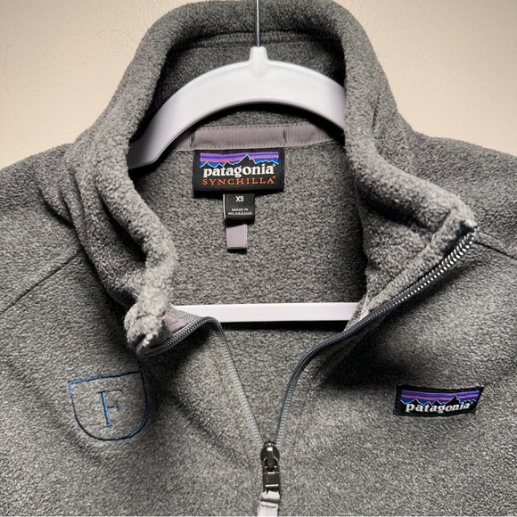 Women’s Patagonia Classic Synchilla Fleece Jacket with “F” Logo Style #22995 XS - Picture 2 of 8